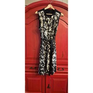 NWOT Large Simply Vera Vera Wang Black and White Floral Full Skirt Spring Dress
